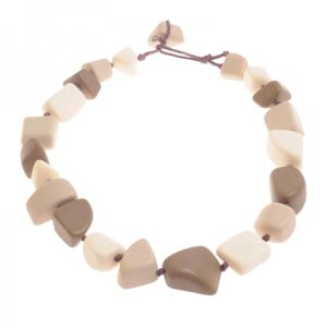 N0378 - RESIN NECKLACE LARGE STONES SHORT "NATURE" 55CM