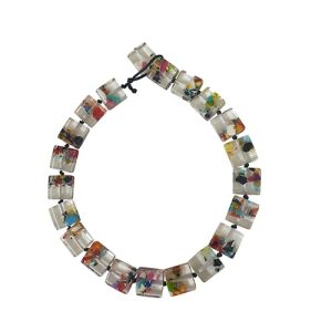 N0789 - RESIN NECKLACE HALF LIQUORICE RECTANGLE "GALA" 65CM