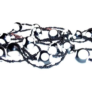N1676 - RESIN NECKLACE W/ LARGE SPOTTY BALLS & SMALL BEADS LONG "PAUL"