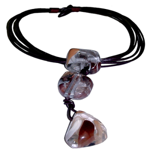N1614 - RESIN NECKLACE 3 STONES ON LEATHER "CUSCO"