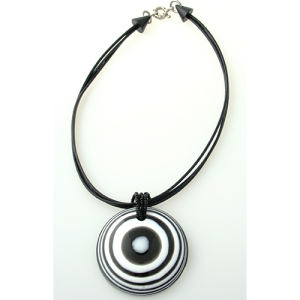 N2083 - RESIN NECKLACE BW DISK CAT EYE "GEORGE"
